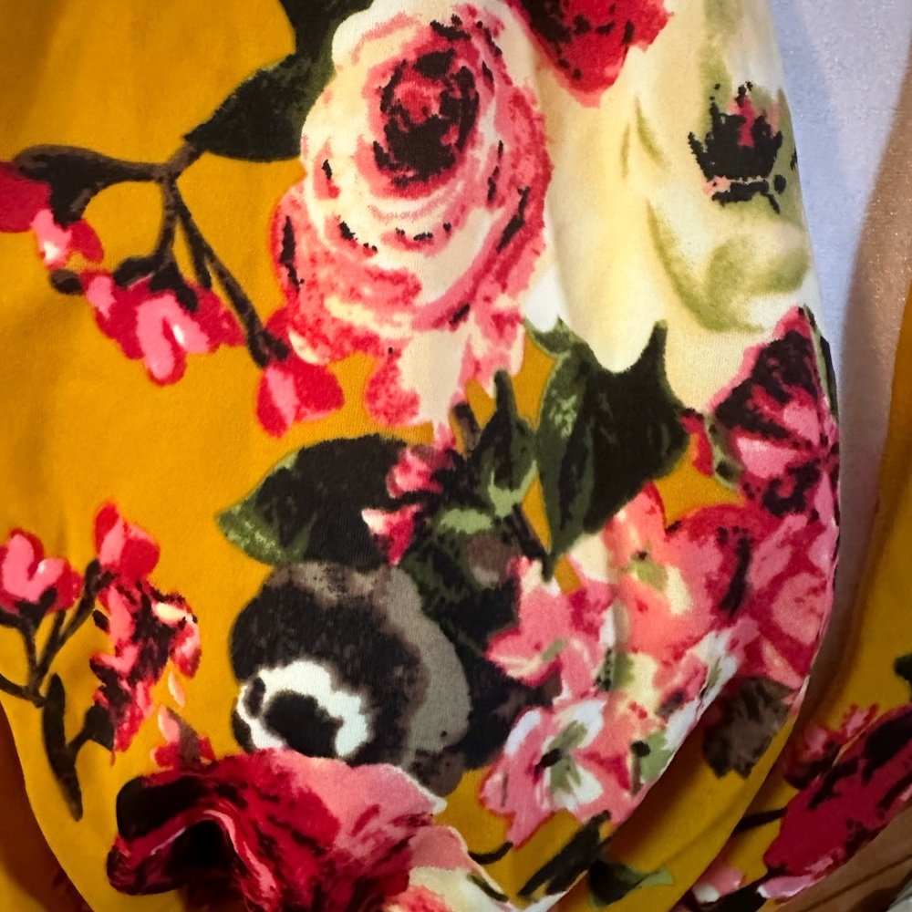 Mustard yellow floral bathing suit - Picture 6 of 9